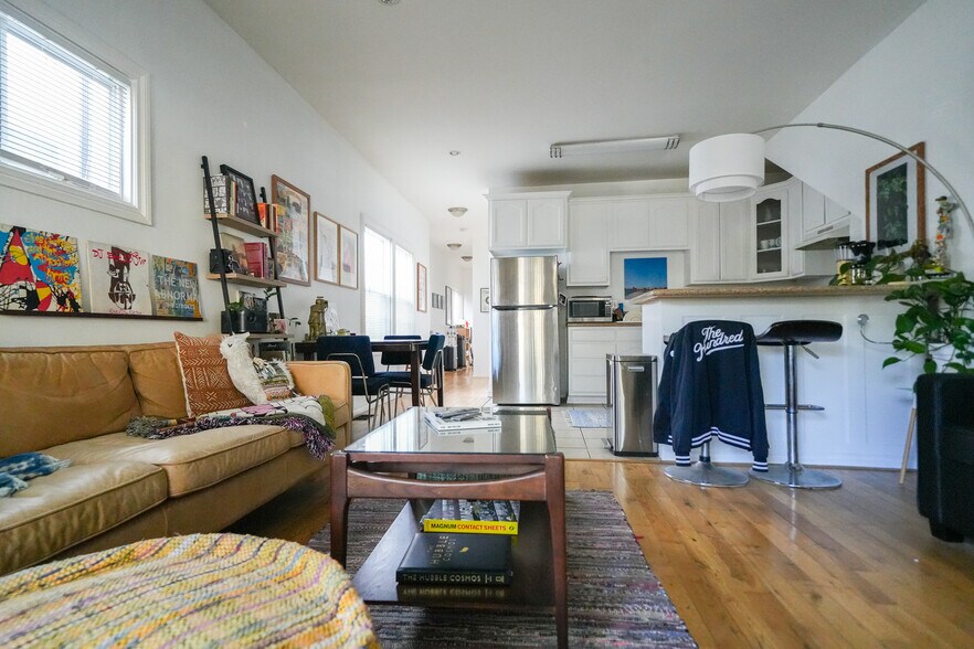 Building Photo - 1631 Morton Ave