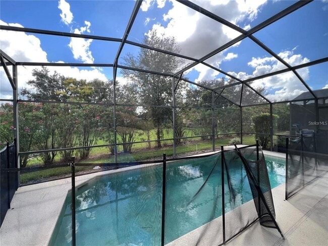 Building Photo - 16708 Glenbrook Blvd