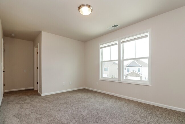 Building Photo - Spacious 4-Bedroom Home in Graniteville, SC