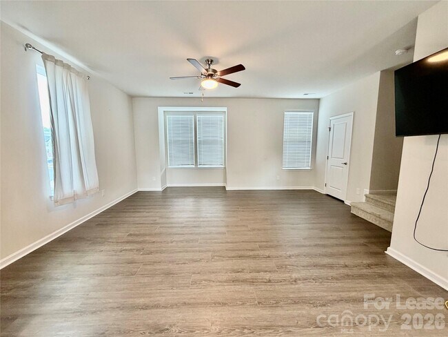 Building Photo - 2662 Grantham Place Dr