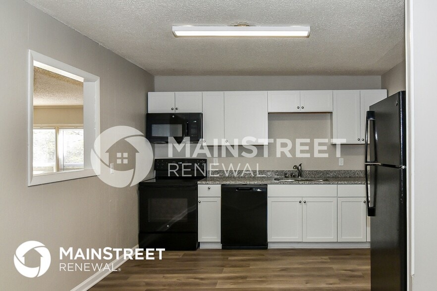 Building Photo - 8702 E 91 St