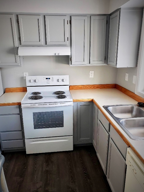 Building Photo - 471 Paxon St