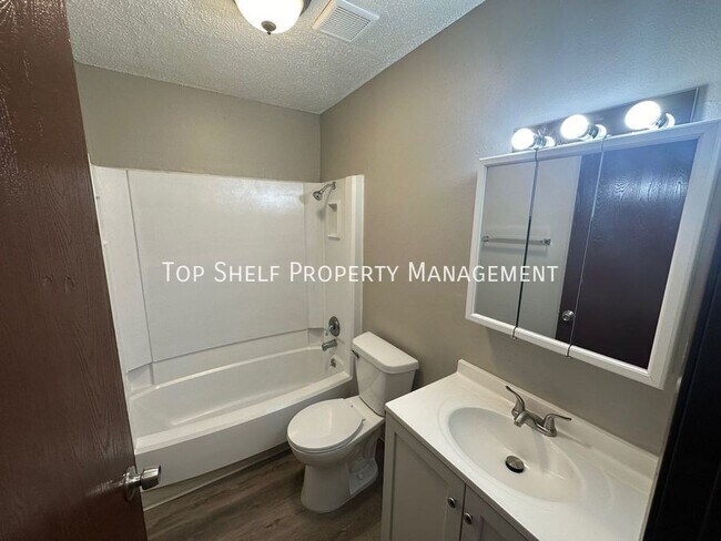 Building Photo - 1330 Williams St