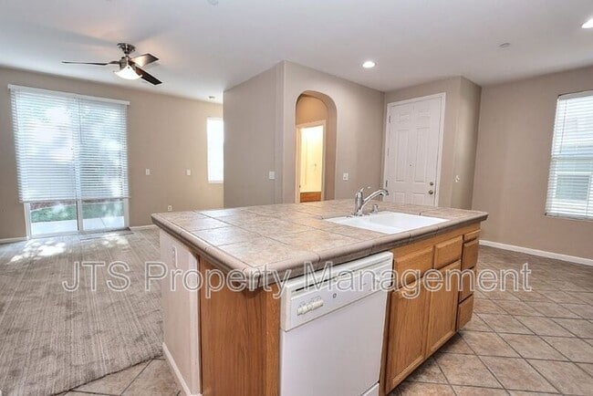 Building Photo - 506 Navigator Dr