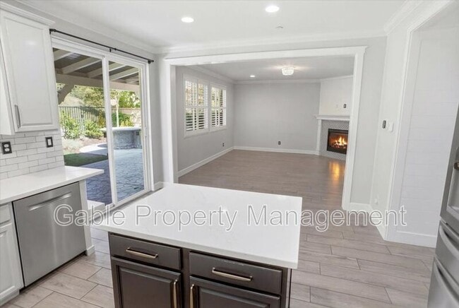 Building Photo - 24313 La Montura Dr