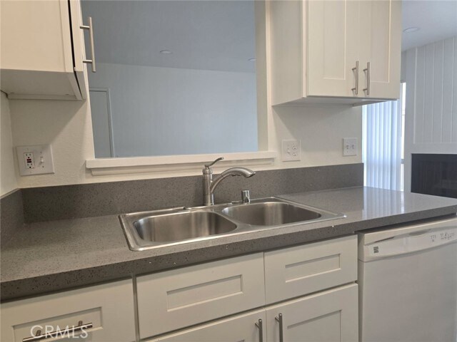 Building Photo - 4782 James Cir