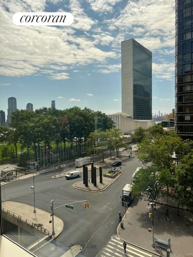 Building Photo - 845 United Nations Plaza