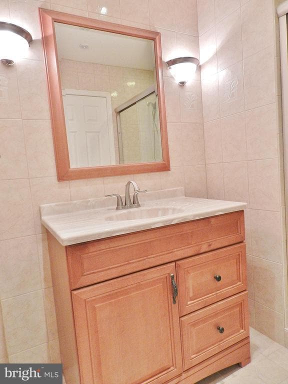 Building Photo - 4235 Fox Lake Dr