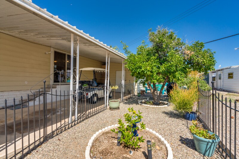 Building Photo - 5424 W Lazy Heart St