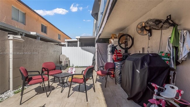 Building Photo - 8390 NW 103rd St