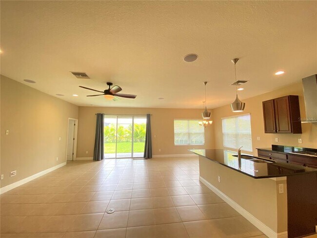 Building Photo - 6507 Park Terrace Ln
