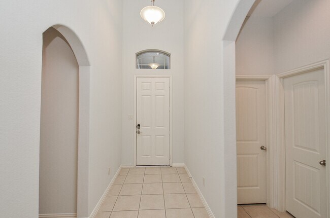 Building Photo - 17902 Logans Pine Dr