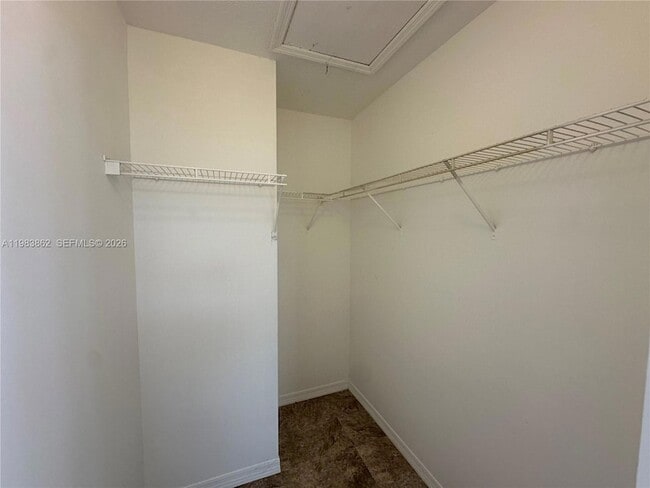 Building Photo - 1536 SE 31st Ct