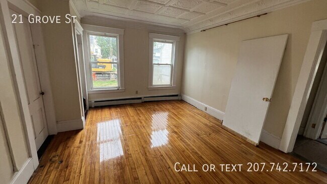 Building Photo - 21 Grove St