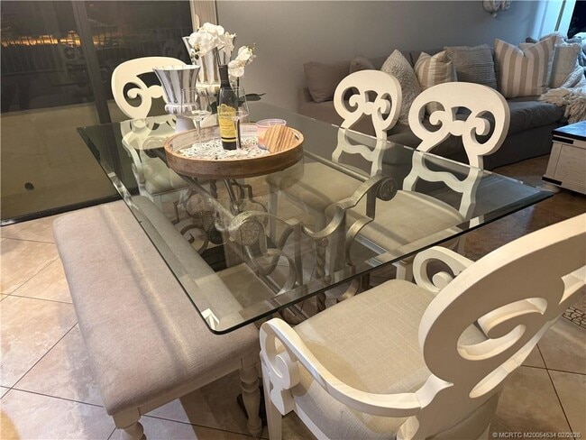 Building Photo - 10680 S Ocean Dr