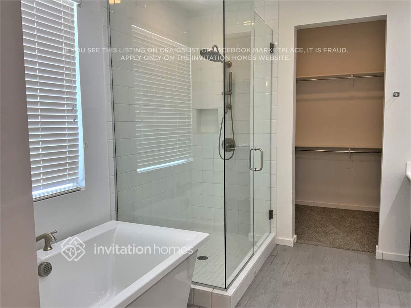 Building Photo - 3932 E Caitlin Dr