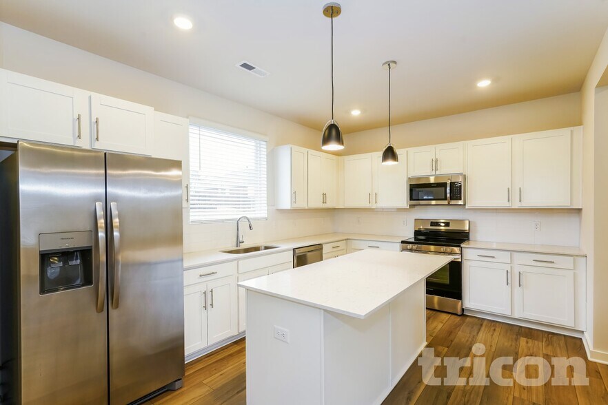 Building Photo - 6316 Trace Point Ct