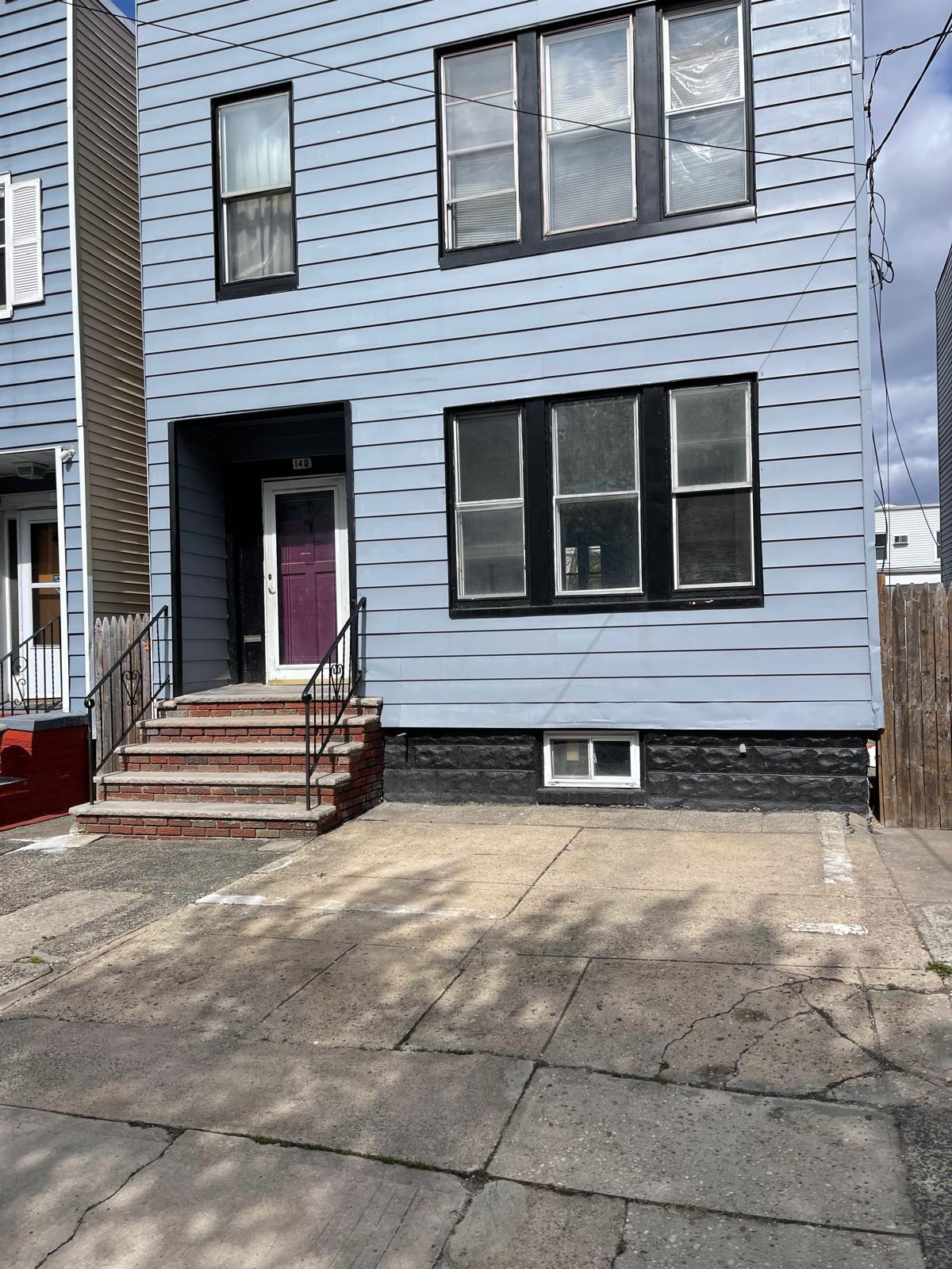 Building Photo - 140 Terhune Ave