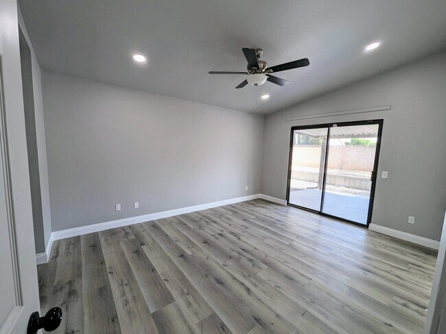 Building Photo - 27206 Coronado Way