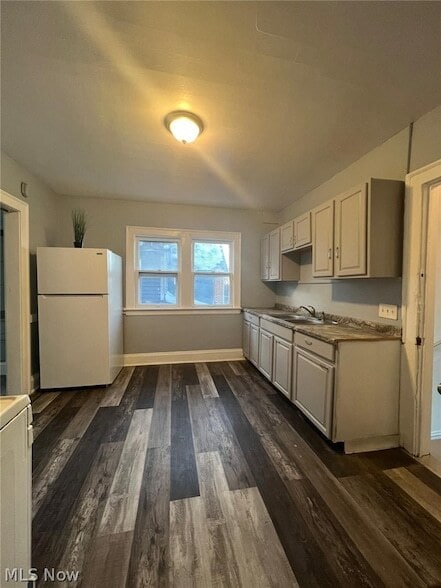 Building Photo - 9913 Mt Auburn Ave