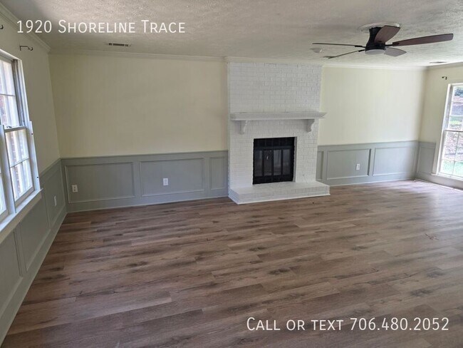 Building Photo - 1920 Shoreline Trace SW