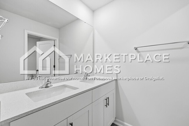 Building Photo - 1200 Pavo Path