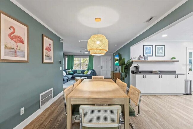 Building Photo - 1596 Idle Dr NE