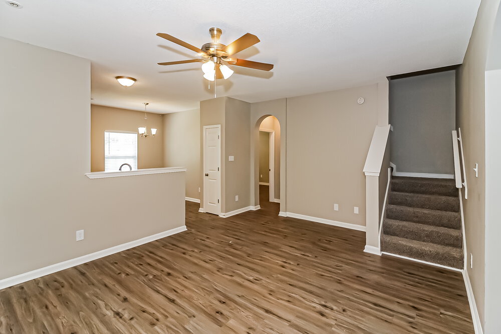 Building Photo - 9864 White Poplar Dr