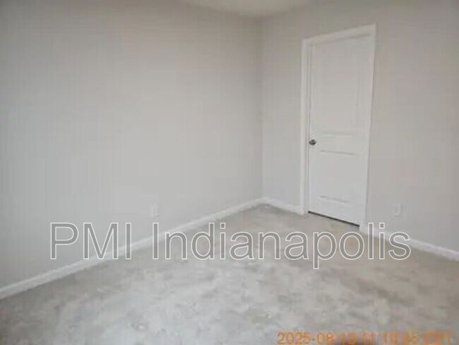 Building Photo - 1854 Cascades Dr