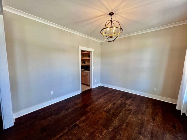 Building Photo - Gorgeous Home on Walkers Ferry Lane in The...