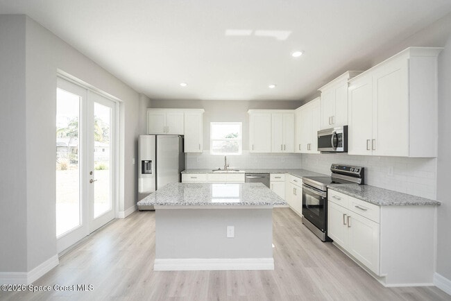 Building Photo - 1106 Homer St NW