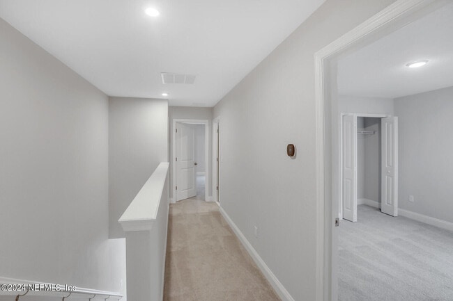 Building Photo - 14116 Sterely Ct S
