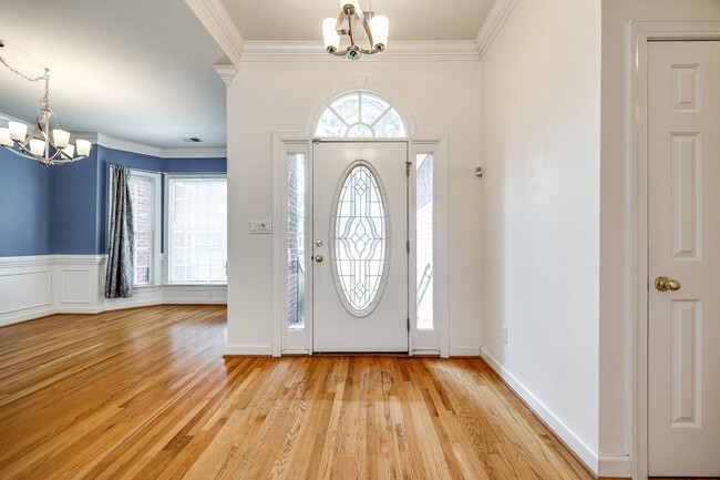 Building Photo - Exceptional 4 Bedroom Ranch in Steele Creek!
