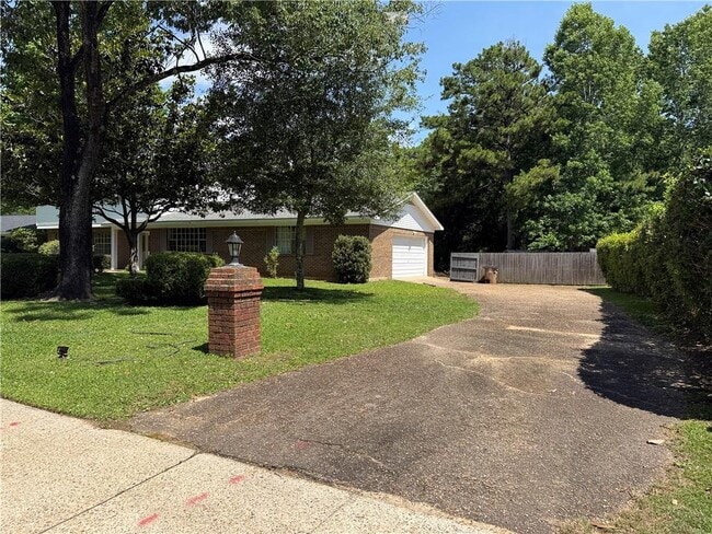 Building Photo - 3512 Shadowwood Ct