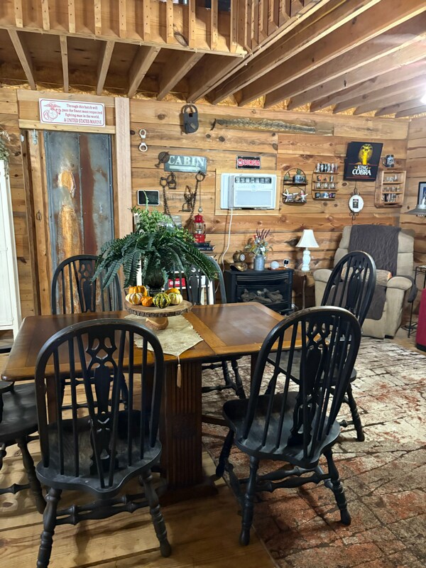 Building Photo - 1305 Wild Rd