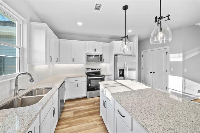 Building Photo - 3 Ceres Cir