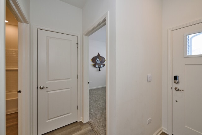 Building Photo - 1179 Woodlily Ln