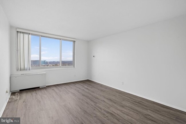 Building Photo - 11801 Rockville Pike