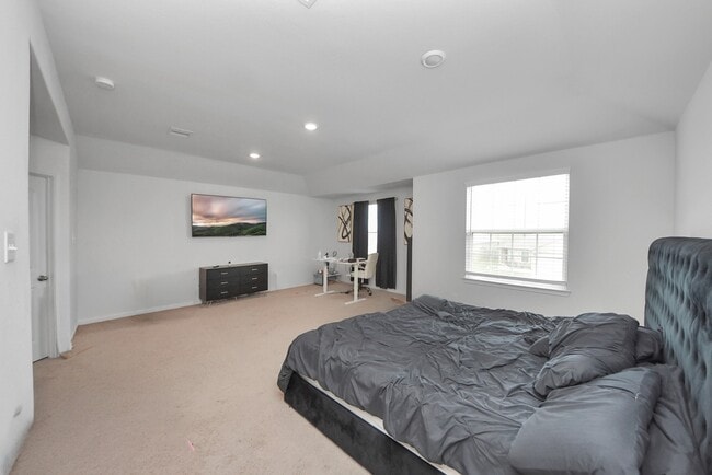 Building Photo - 7943 Vacek Meadows Loop