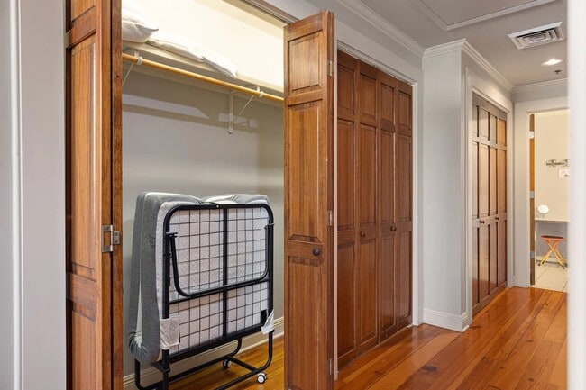 Building Photo - 500 Jefferson St