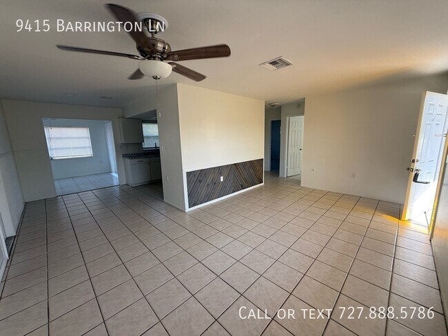 Building Photo - 9415 Barrington Ln