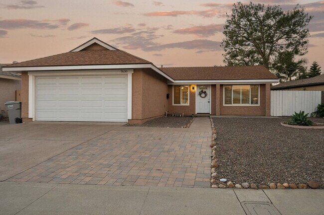 Building Photo - 7630 Andasol St