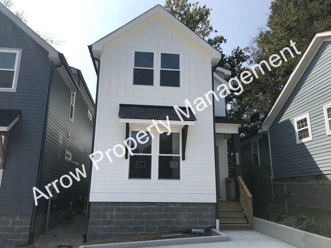 Primary Photo - Incredible 4 Bedroom 4 Bath NEW CONSTRUCTI...