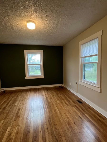 Building Photo - Ranch home on a country setting in Hardin ...