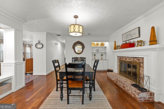 Building Photo - 101 Waterwood Bend