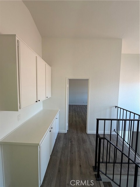 Building Photo - 9742 Willow Wood Dr