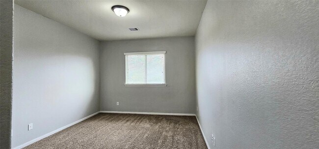 Building Photo - 6027 Turner Shadow Ln