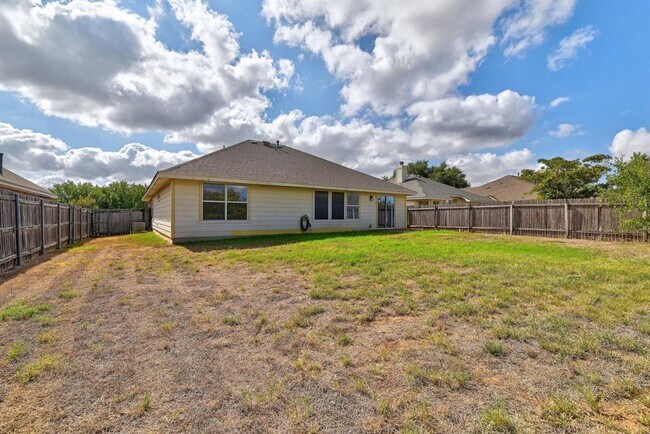 Building Photo - 234 Bastian Ln