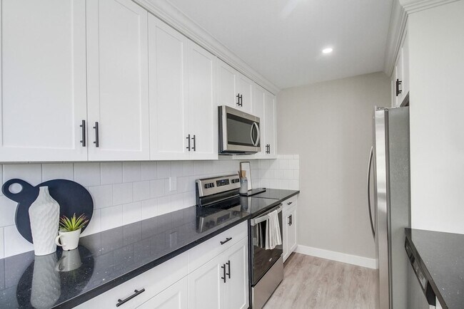 Floorplan - The Pointe  Apartments