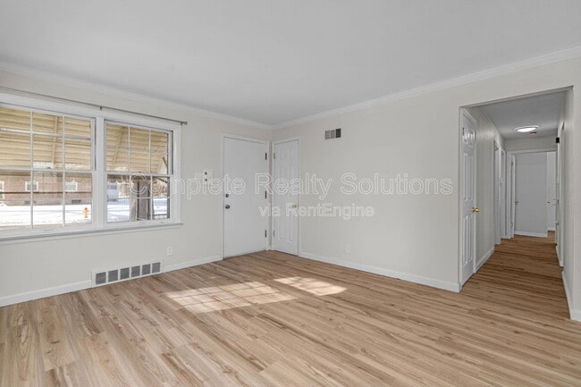 Building Photo - 9604 Colony Dr